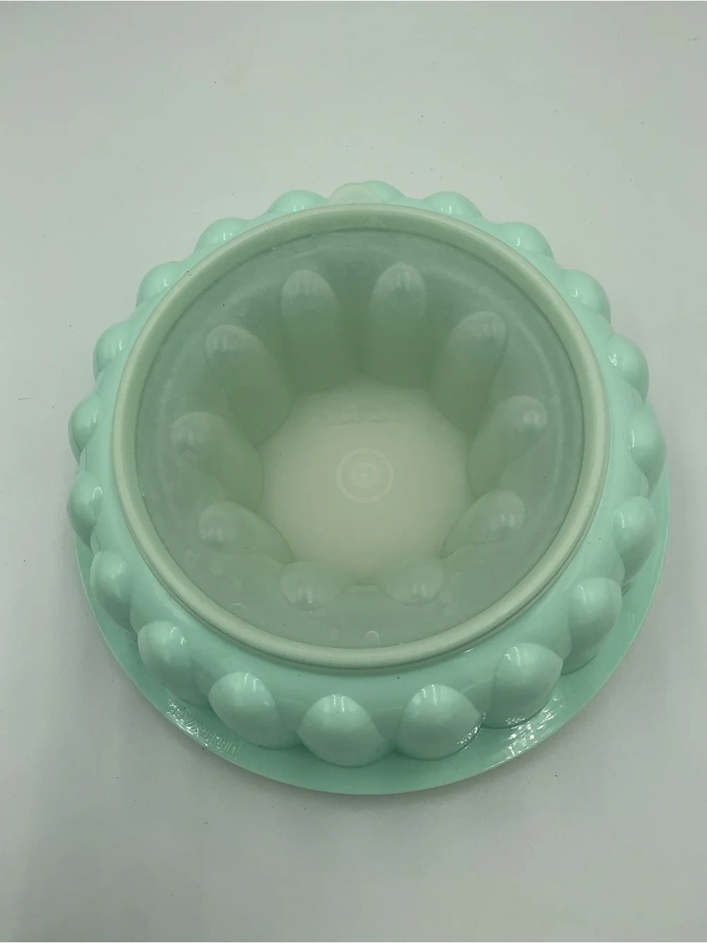 Vintage Tupperware Jel-N-Serve Jello Mold Mint Green 1202 with Star Insert Lid